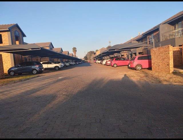 3 BEDROOM APARTMENT FOR SALE IN ALBEMARLE